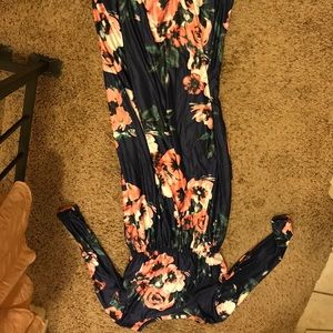 Long sleeve maxi dress